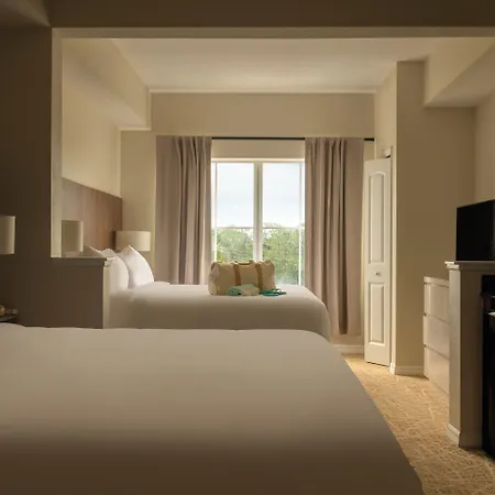 The Point Hotel & Suites-3